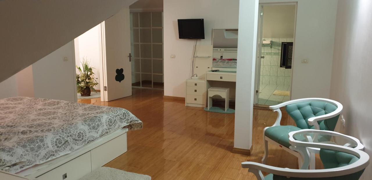 Vila Roxy Poiana Brasov Εξωτερικό φωτογραφία