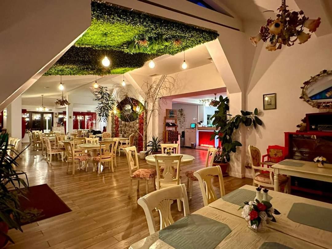 Vila Roxy Poiana Brasov Εξωτερικό φωτογραφία